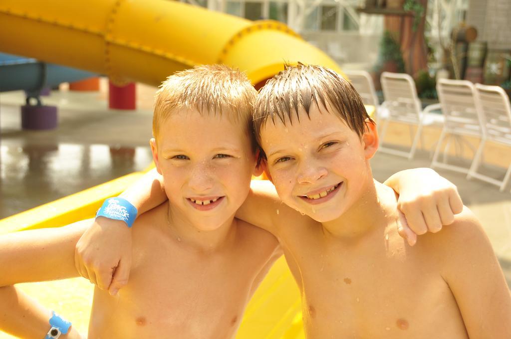 Big Splash Adventure Hotel And Indoor Water Park フレンチ・リック エクステリア 写真